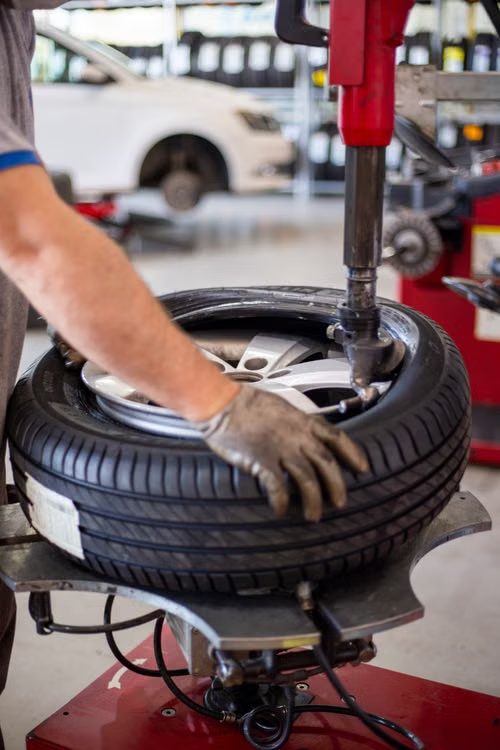 Mounting a new tire